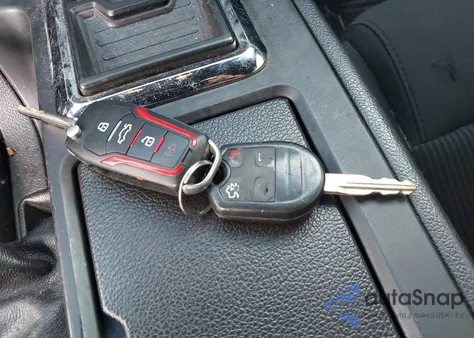 2014 Ford Mustang V6 from USA, damaged, VIN 1ZVBP8EM6E5293246